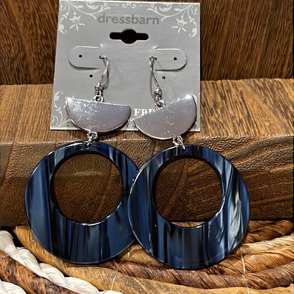 3/$18 Dressbarn Navy Swirl Pierced Earrings- New - Lot 333
